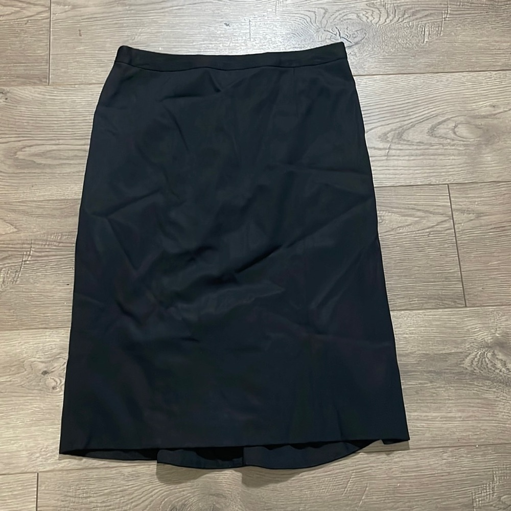 J. Crew Women's black skirt, Size 4
